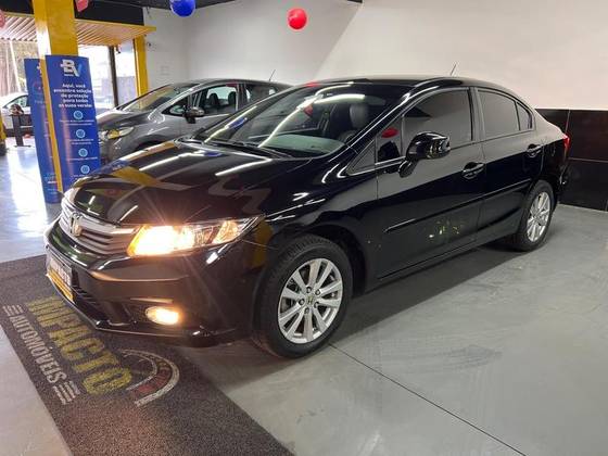 HONDA CIVIC 1.8 LXS 16V FLEX 4P AUTOMÁTICO